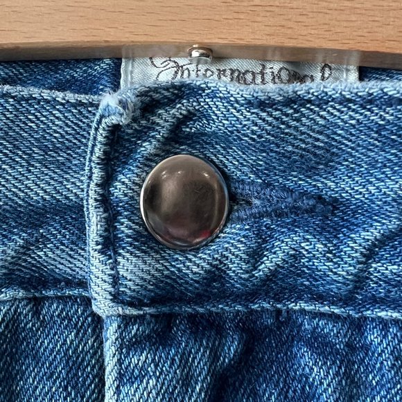 Vintage Juniors High Waist OS International Denim Mom Jeans in Great Condition - Picture 7 of 16